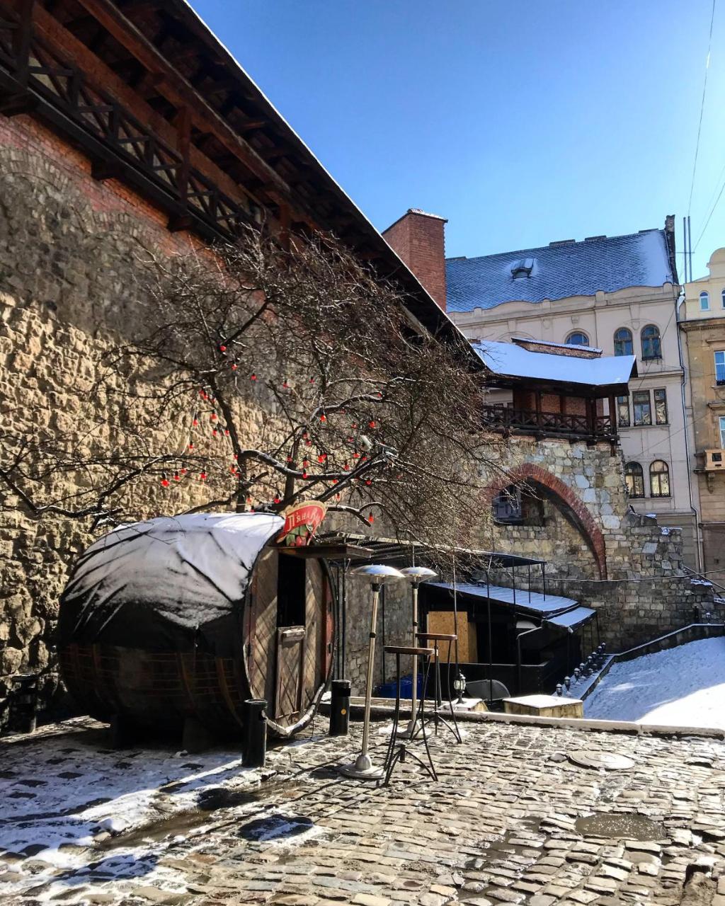 Vip Apartment Ploscha Rynok Lviv Bagian luar foto