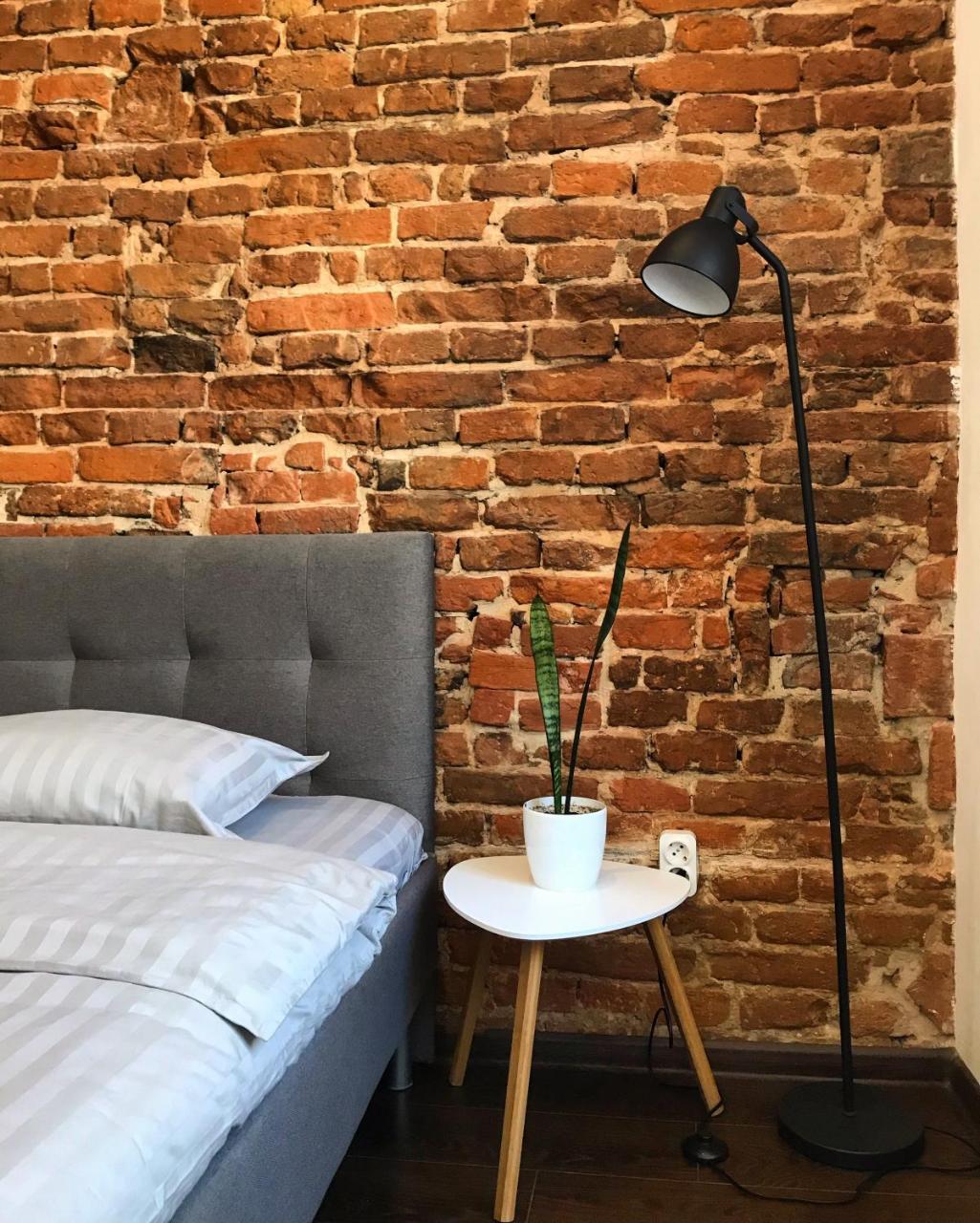 Vip Apartment Ploscha Rynok Lviv Bagian luar foto