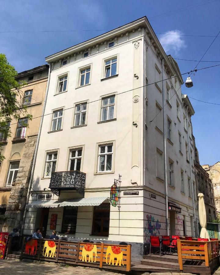 Vip Apartment Ploscha Rynok Lviv Bagian luar foto